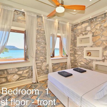 Villasonboard Rock Villa 3 Bed, 3 Bath, Jacuzzi, Seaside Ermioni Exterior foto