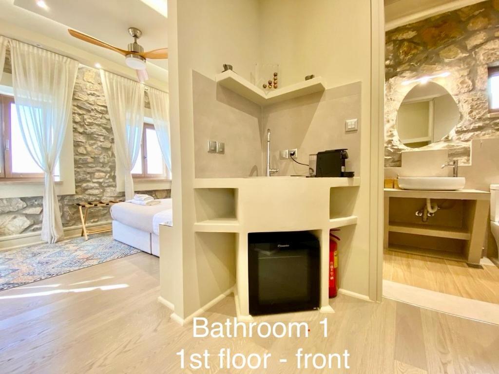 Villasonboard Rock Villa 3 Bed, 3 Bath, Jacuzzi, Seaside Ermioni Exterior foto