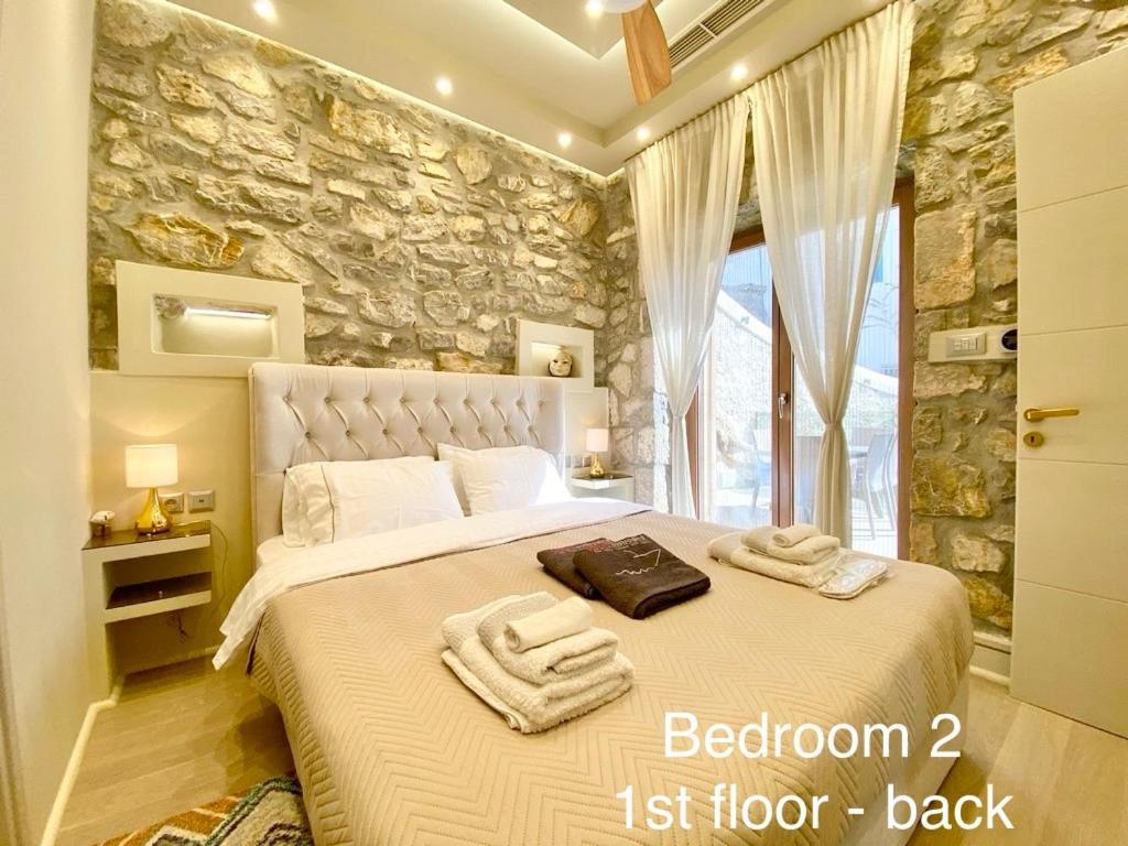 Villasonboard Rock Villa 3 Bed, 3 Bath, Jacuzzi, Seaside Ermioni Exterior foto