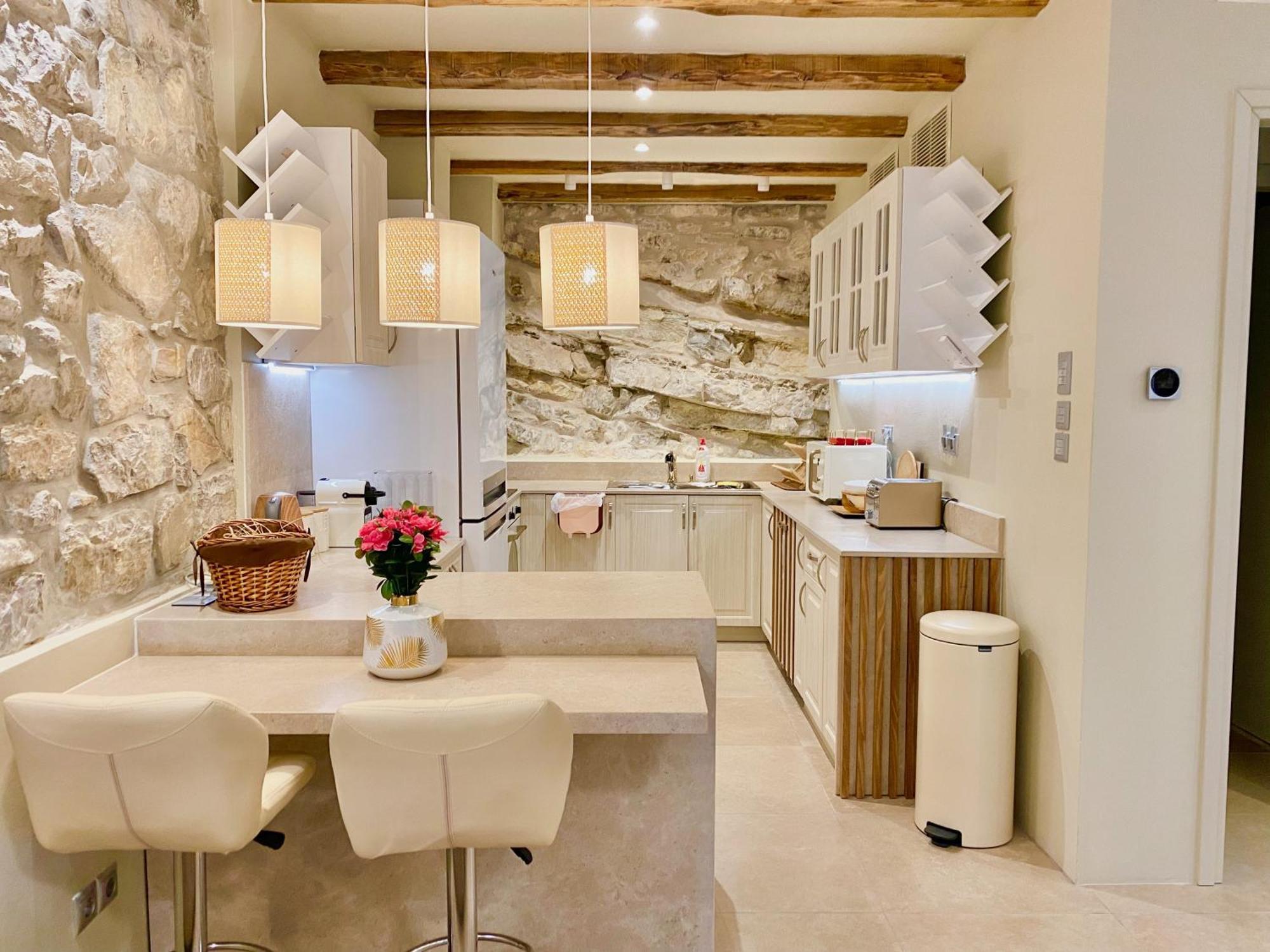 Villasonboard Rock Villa 3 Bed, 3 Bath, Jacuzzi, Seaside Ermioni Exterior foto